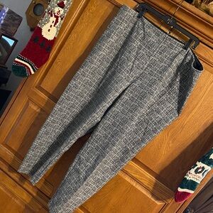 Liverpool Black and White Textured Cropped Pants